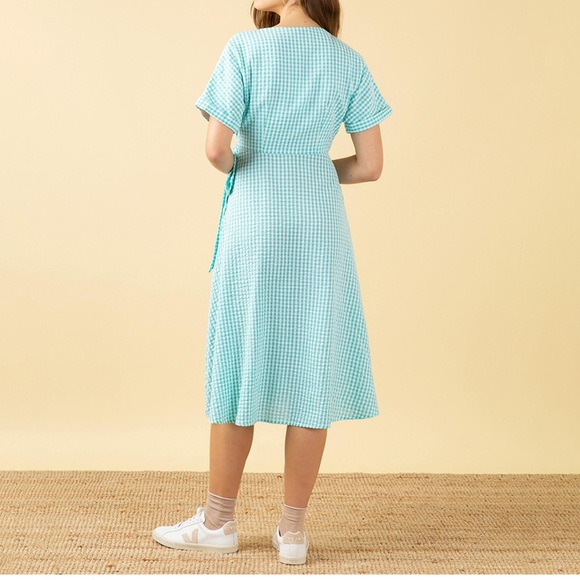Mint green gingham wrap dress - Picture 3 of 7